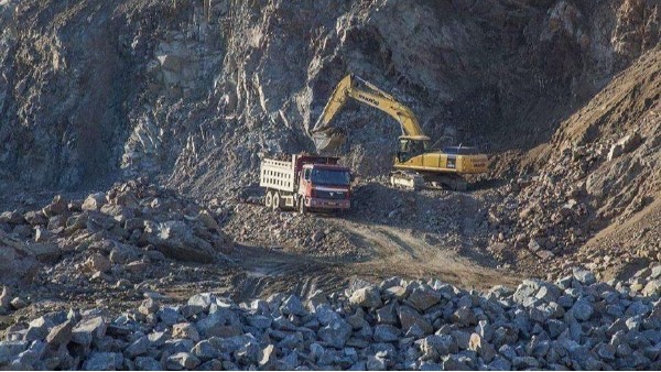 采礦場(chǎng)需要便攜手持式光譜儀嗎？